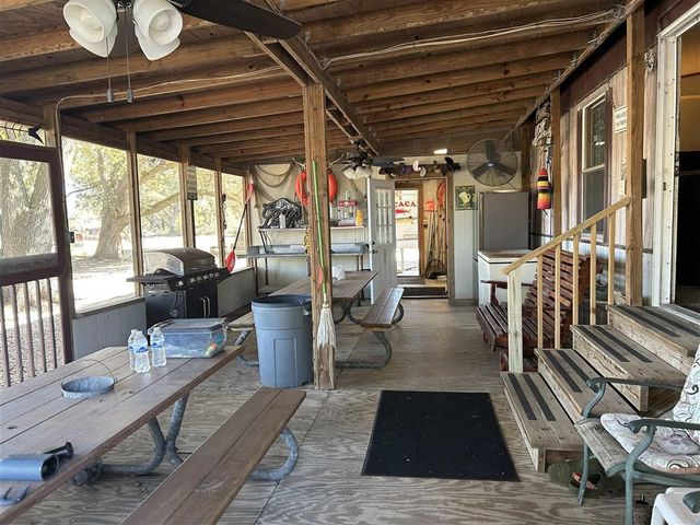 996 Oak Lane, Hackberry, LA 70645