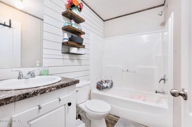 272 Deer Run, Lima, OH 45807