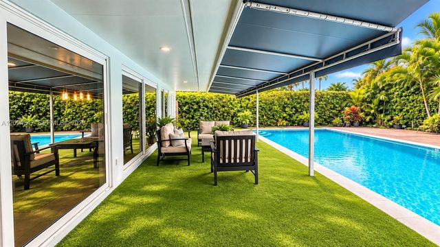6000 SW 94th Place, Miami, FL 33173