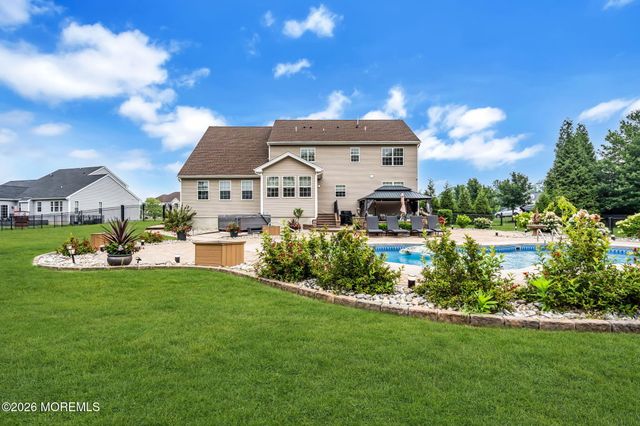12 Whispering Grove Boulevard, Jackson, NJ 08527