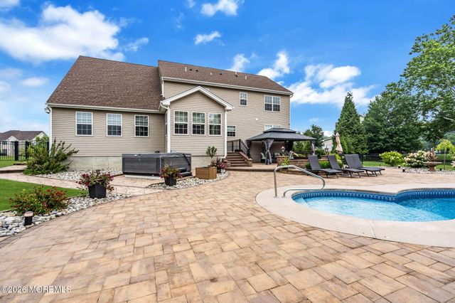 12 Whispering Grove Boulevard, Jackson, NJ 08527