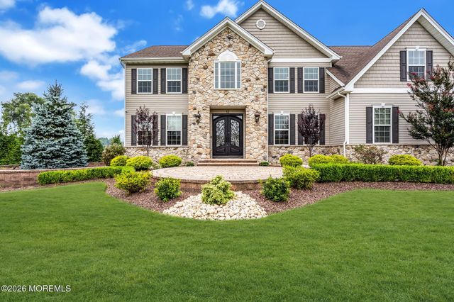12 Whispering Grove Boulevard, Jackson, NJ 08527