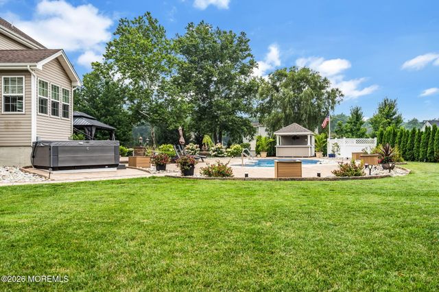 12 Whispering Grove Boulevard, Jackson, NJ 08527