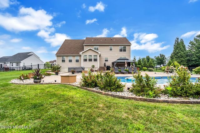 12 Whispering Grove Boulevard, Jackson, NJ 08527