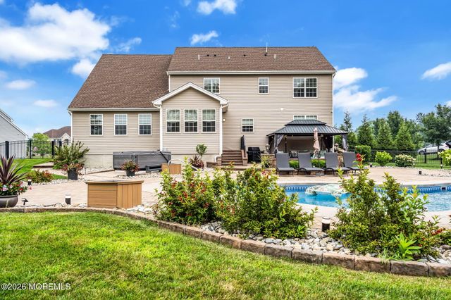 12 Whispering Grove Boulevard, Jackson, NJ 08527