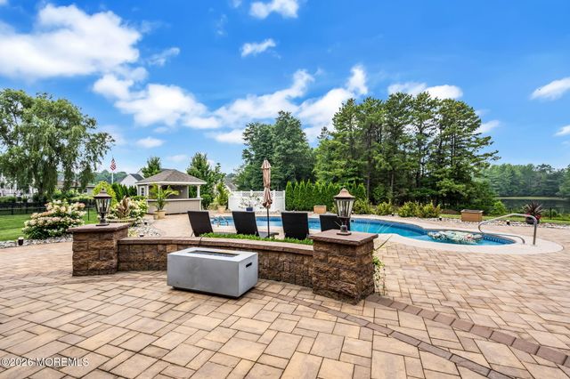 12 Whispering Grove Boulevard, Jackson, NJ 08527