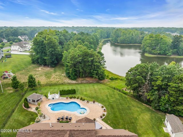12 Whispering Grove Boulevard, Jackson, NJ 08527