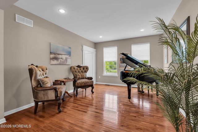 12 Whispering Grove Boulevard, Jackson, NJ 08527