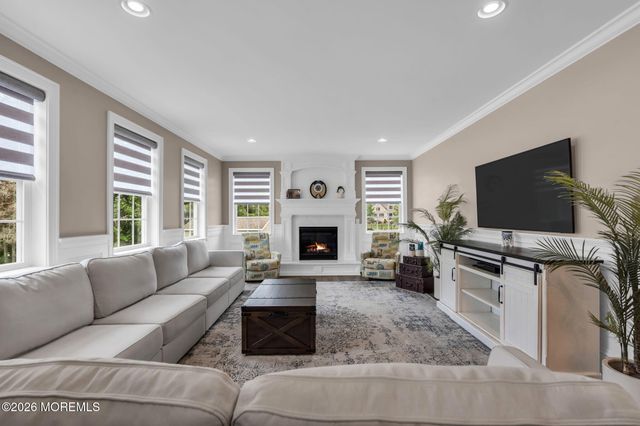 12 Whispering Grove Boulevard, Jackson, NJ 08527