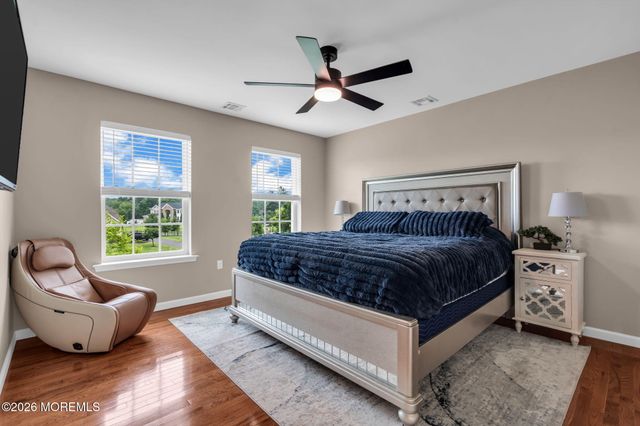 12 Whispering Grove Boulevard, Jackson, NJ 08527