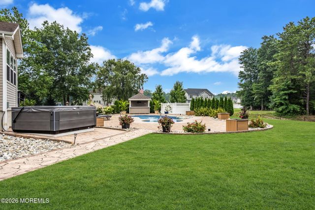 12 Whispering Grove Boulevard, Jackson, NJ 08527