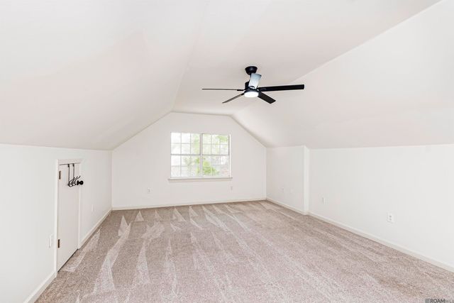 1959 Fairview Dr, Port Allen, LA 70767