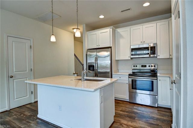 137 S Budding AVE, Virginia Beach, VA 23452