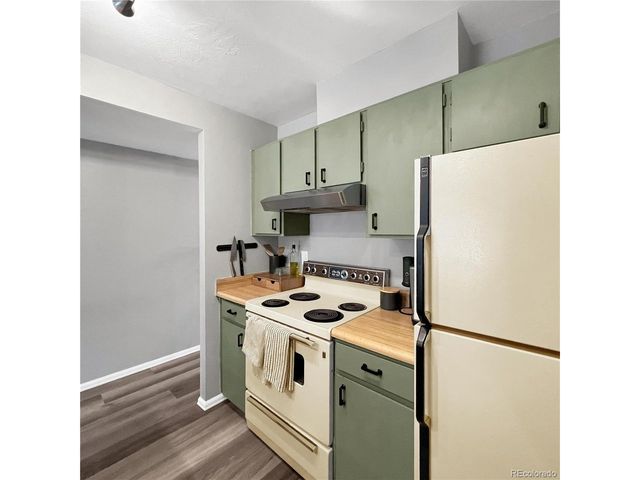 6565 E Arizona Ave 8, Denver, CO 80224