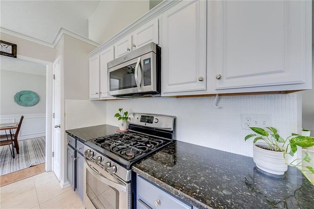 2760 Jay Oak Drive, Dacula, GA 30019