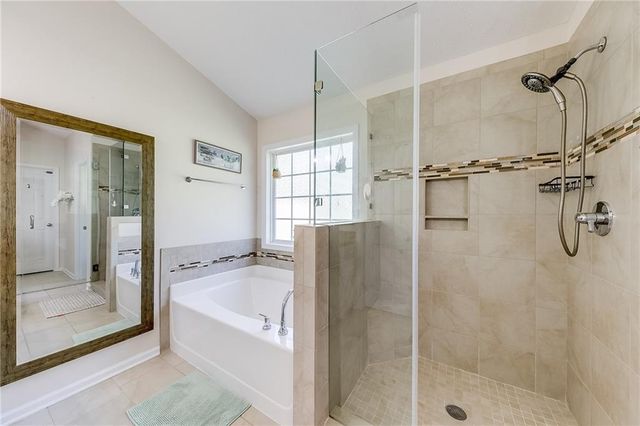 2760 Jay Oak Drive, Dacula, GA 30019