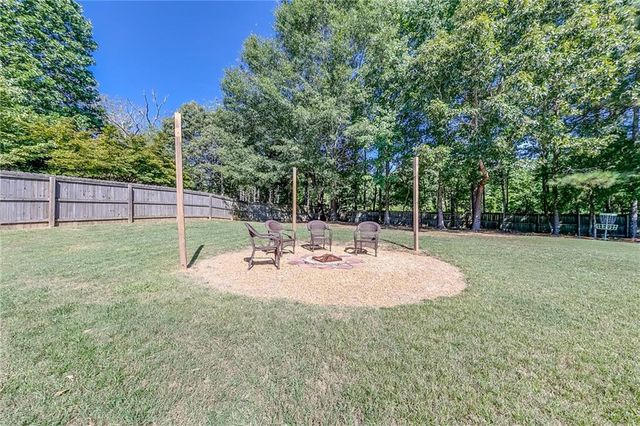2760 Jay Oak Drive, Dacula, GA 30019