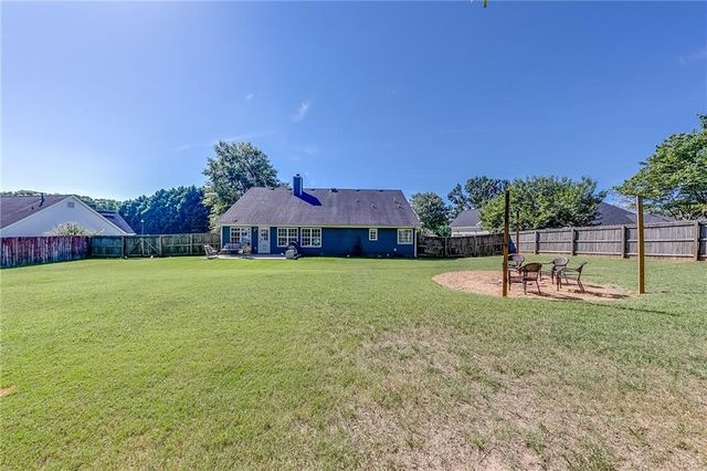 2760 Jay Oak Drive, Dacula, GA 30019