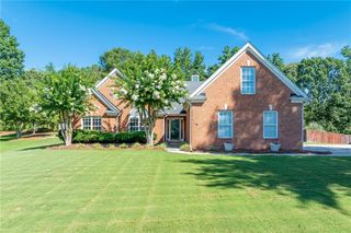 2760 Jay Oak Drive, Dacula, GA 30019