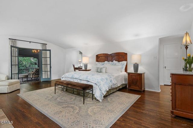 4166 Woodleigh Lane, La Canada Flintridge, CA 91011