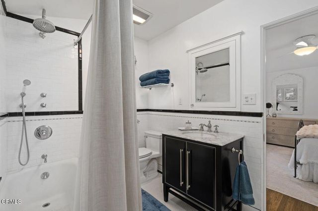 4166 Woodleigh Lane, La Canada Flintridge, CA 91011