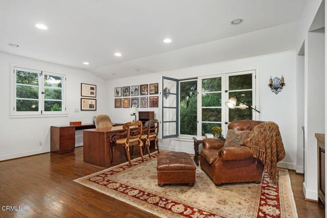 4166 Woodleigh Lane, La Canada Flintridge, CA 91011