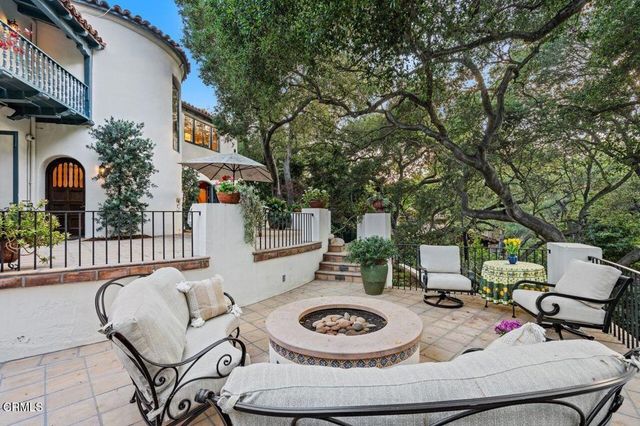 4166 Woodleigh Lane, La Canada Flintridge, CA 91011