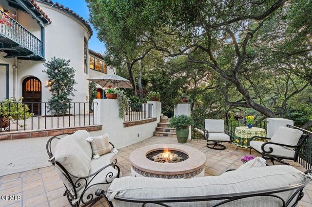 4166 Woodleigh Lane, La Canada Flintridge, CA 91011