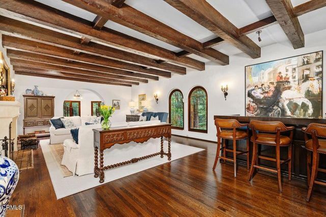 4166 Woodleigh Lane, La Canada Flintridge, CA 91011