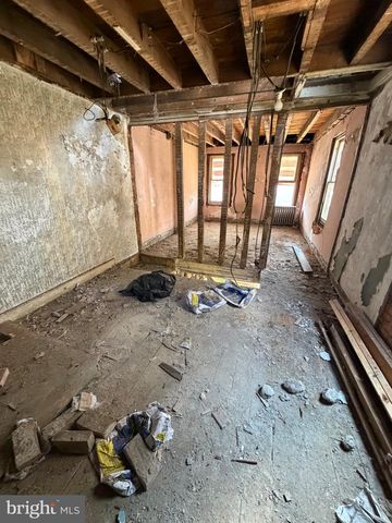 217 E ASHMEAD ST, Philadelphia, PA 19144