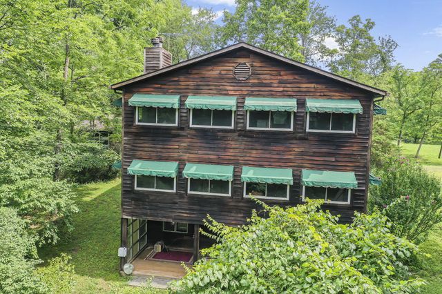 2098 Maya Lane, Sugar Grove, OH 43155