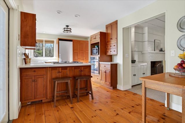 316 Elm Hill Drive, Clarendon, VT 05759