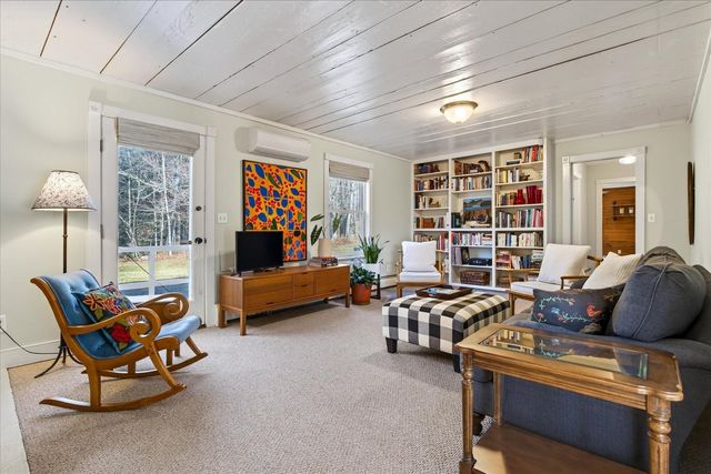 316 Elm Hill Drive, Clarendon, VT 05759