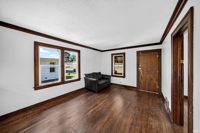 614 S 28Th Street, South Bend, IN 46615