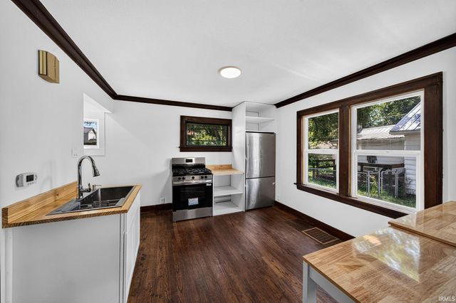 614 S 28Th Street, South Bend, IN 46615
