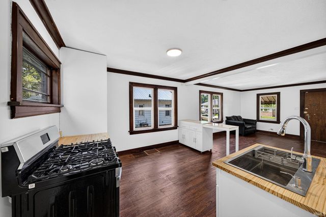 614 S 28Th Street, South Bend, IN 46615