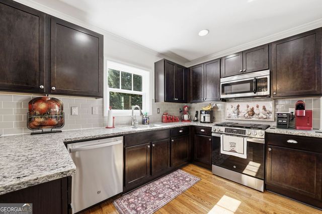 658 Sunstede Drive, Decatur, GA 30033