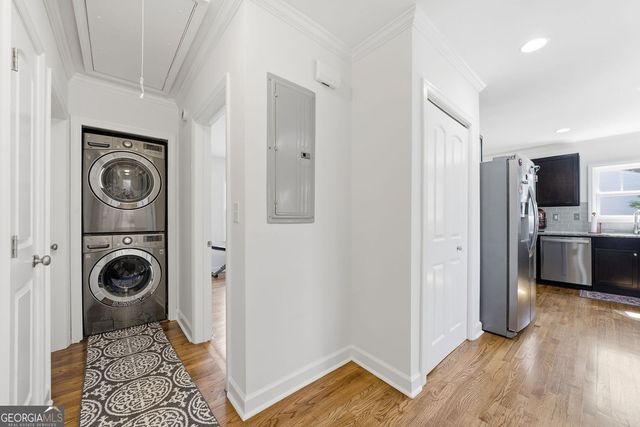 658 Sunstede Drive, Decatur, GA 30033