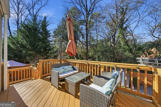 658 Sunstede Drive, Decatur, GA 30033