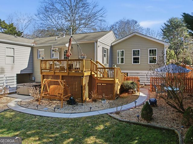 658 Sunstede Drive, Decatur, GA 30033