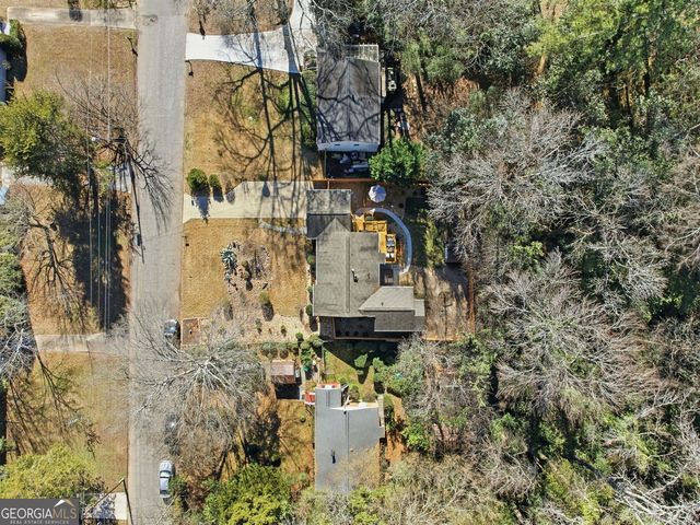 658 Sunstede Drive, Decatur, GA 30033