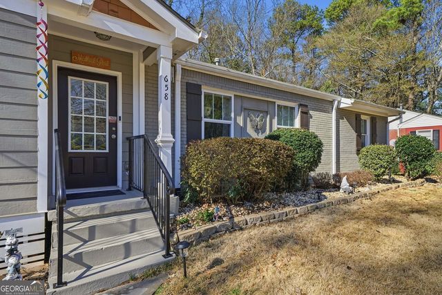 658 Sunstede Drive, Decatur, GA 30033