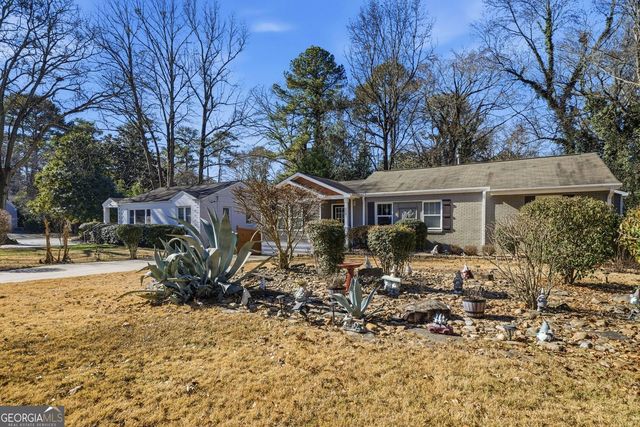 658 Sunstede Drive, Decatur, GA 30033