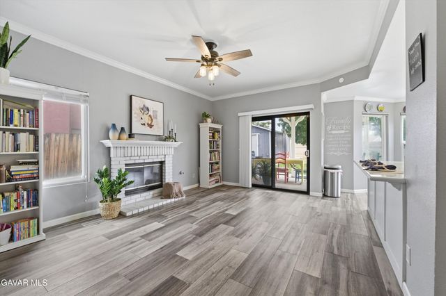 42718 Minstrel Drive, Lancaster, CA 93536