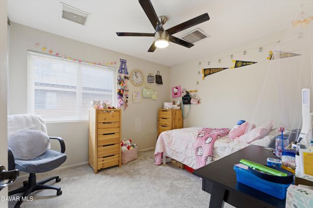 42718 Minstrel Drive, Lancaster, CA 93536