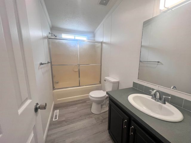 2605 W Oxberry St, Wichita, KS 67217