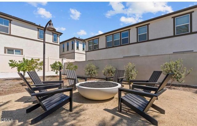 2521 Little Rock Lane, Simi Valley, CA 93065