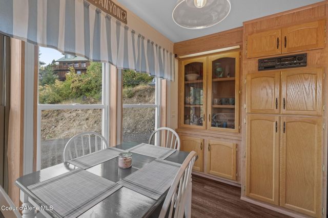 20943 S Cave Bay Rd, Worley, ID 83876