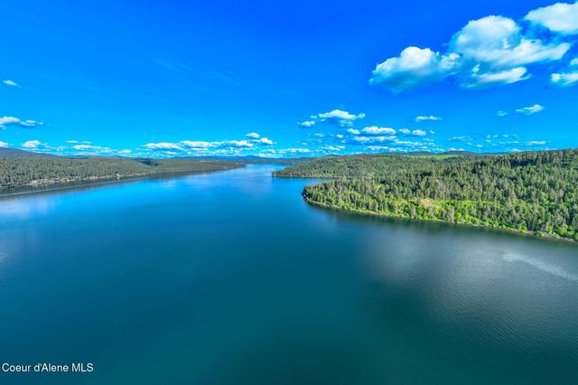 20943 S Cave Bay Rd, Worley, ID 83876