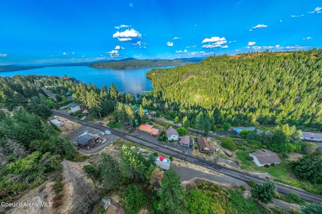 20943 S Cave Bay Rd, Worley, ID 83876